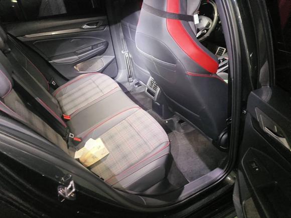 [青岛·鲁U] 二手大众高尔夫GTI2023款 380TSI DSG GTI