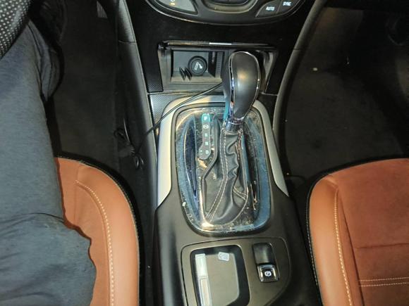 [上海·苏E] 二手别克君威2015款 1.6T 精英技术型