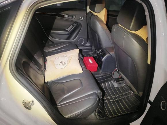 [广州·粤A] 二手奥迪奥迪A4L2013款 35 TFSI 自动豪华型