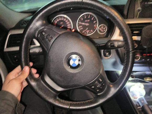 [杭州·浙B] 二手宝马宝马3系2014款 320i 时尚型