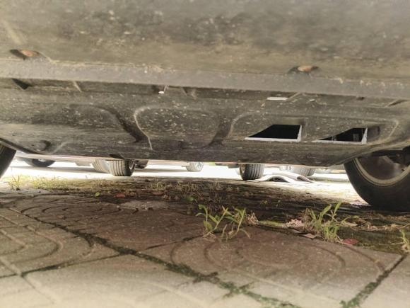 [上海·苏E] 二手大众朗逸2013款 1.6L 自动舒适版