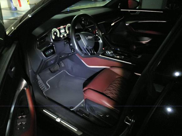 [上海·沪F] 二手奥迪奥迪A7L2022款 45 TFSI quattro S-line 黑武士版