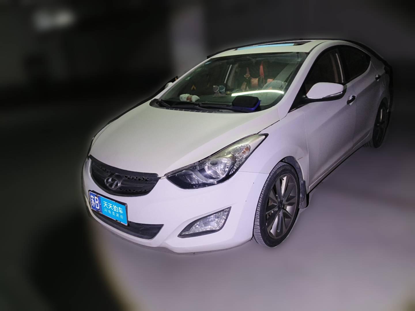 [无锡·苏B] 现代朗动2015款 1.6L 自动领先型