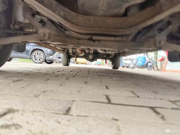 [宁波·浙B] 二手福特新世代全顺2016款 2.2T长轴6/7座中顶多功能车