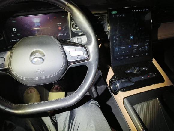 [成都·川A] 二手蔚来蔚来ES82020款 415KM 签名版 六座版