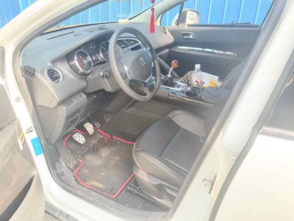 [上海·皖A] 二手标致标致30082015款 2.0L 手动经典版