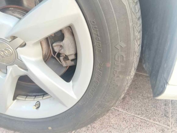 [青岛·鲁B] 二手奥迪奥迪A4L2013款 35 TFSI 自动标准型