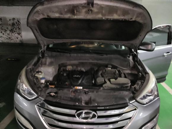 [南通·苏F] 二手现代胜达2013款 2.4L 自动两驱智能型