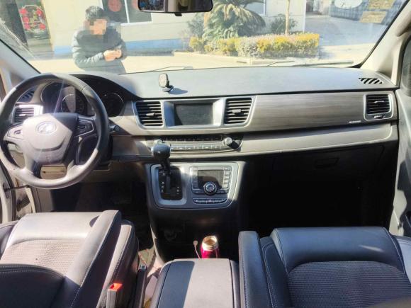 [上海·苏J] 二手大通大通G102016款 2.0T 自动精英版