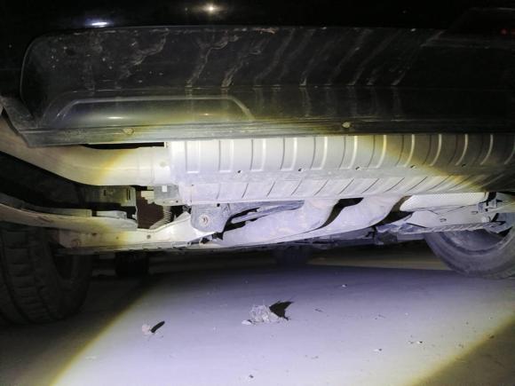 [济南·鲁A] 二手大众途锐2022款 3.0TSI 锐享版 曜黑运动套装