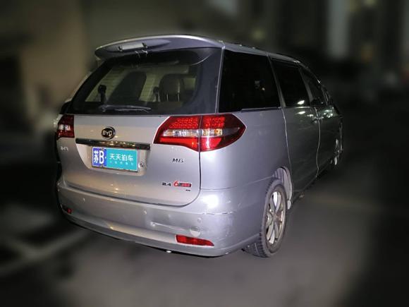 [无锡·苏B] 二手比亚迪比亚迪M62015款 2.4L 自动尊贵版