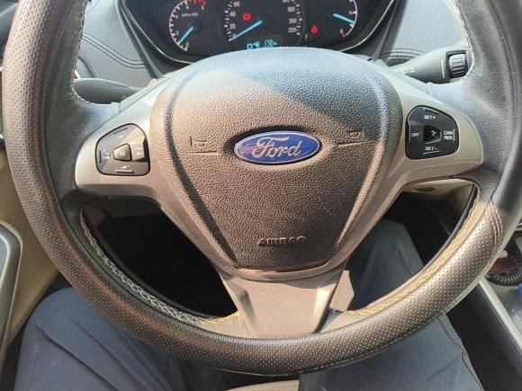 [广州·粤H] 二手福特福睿斯2015款 1.5L 自动时尚型