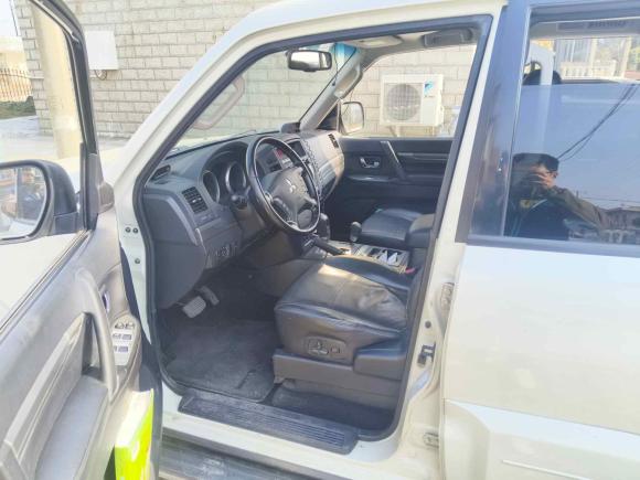 [上海·苏E] 二手三菱帕杰罗2011款 3.0L 精英超越版