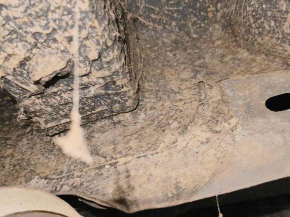 [深圳·粤L] 二手奔腾奔腾B702023款 第三代 1.5T 自动畅享型