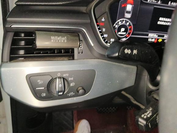 [上海·苏J] 二手奥迪奥迪A4L2019款 40 TFSI 时尚型 国V