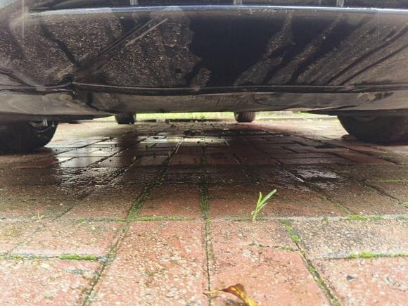 [芜湖·皖B] 二手奥迪奥迪A6L2011款 2.0 TFSI 自动标准型