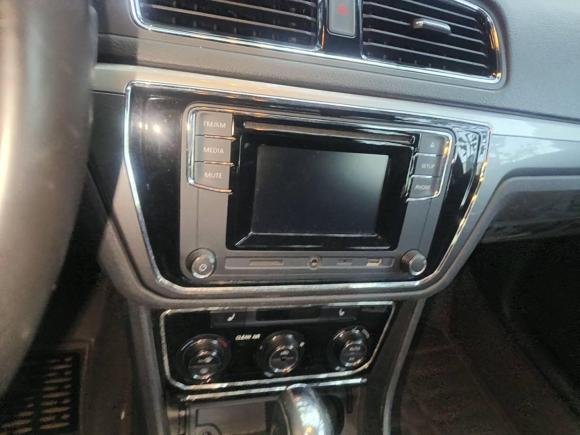 [苏州·苏E] 二手大众朗行2015款 1.6L 自动豪华版