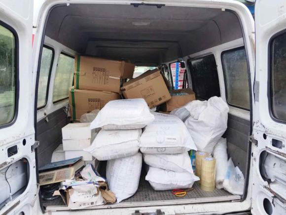 [上海·沪B] 二手福特经典全顺2013款 2.8T改款柴油冰白物流车长轴中顶JX493ZLQ4