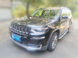 Jeep指挥官2018款 2.0T 四驱臻享版 国V