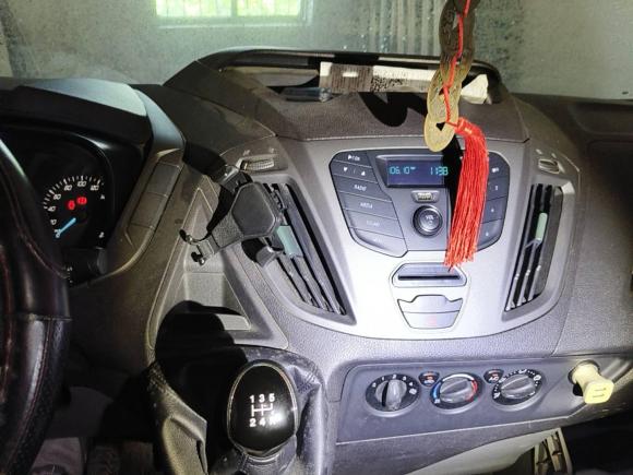 [南通·苏F] 二手福特全顺2017款 2.0T柴油多功能商用车短轴低顶国IV