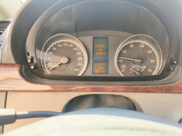 [上海·沪L] 二手奔驰唯雅诺2010款 2.5L 尊贵版