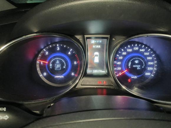 [济南·鲁A] 二手现代格越2013款 2.2T 7座四驱旗舰版