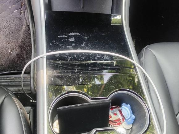[上海·沪A] 二手特斯拉Model 32019款 标准续航后驱升级版