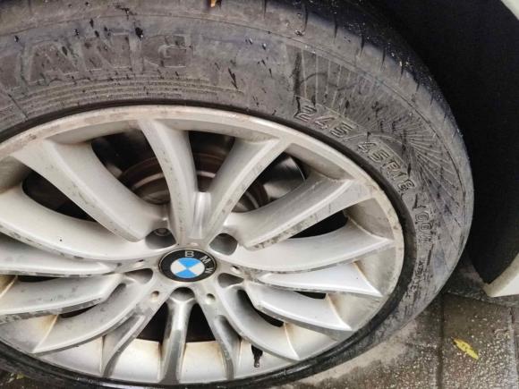 [济南·鲁A] 二手宝马宝马5系2014款 525Li 豪华设计套装