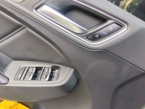 [深圳·粤B] 二手荣威荣威RX5新能源2017款 eRX5 50T 混动互联尊荣旗舰版