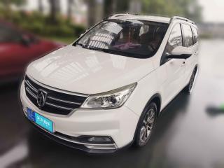 宝骏宝骏7302019款 1.5T CVT时尚型 7座 国V