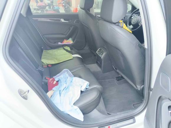 [无锡·苏B] 二手奥迪奥迪A4L2016款 35 TFSI 典藏版 自动标准型