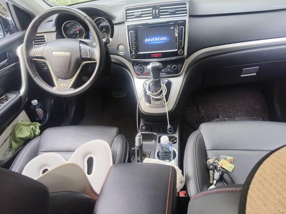 [上海·苏J] 二手哈弗哈弗H62015款 运动版 1.5T 自动两驱豪华型