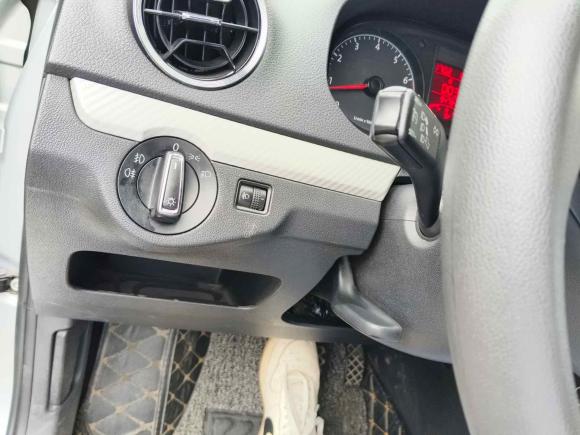 [成都·川A] 二手大众捷达2015款 1.6L 自动舒适型