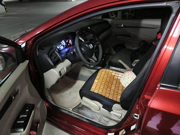 [成都·川A] 二手本田锋范经典2012款 1.5L 手动精英版