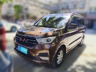 五菱汽车五菱宏光2018款 1.5L S标准型L2B「济南二手车」「天天拍车」