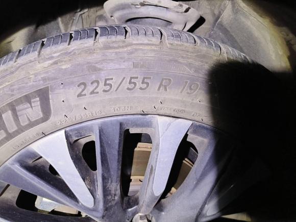 [武汉·鄂W] 二手丰田威尔法2024款 皇冠 双擎 2.5L 至尊版