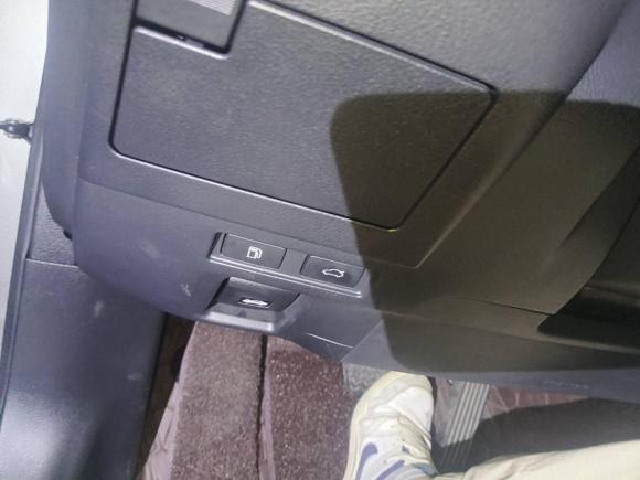 [深圳·粤B] 二手雷克萨斯雷克萨斯ES2021款 300h 臻享版