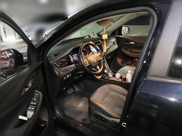 [上海·沪B] 二手别克昂科拉GX2020款 20T CVT两驱豪华型