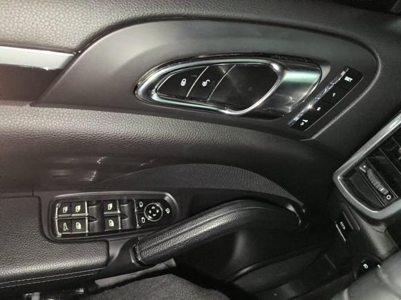 [苏州·晋A] 二手保时捷Cayenne2011款 Cayenne 3.0T