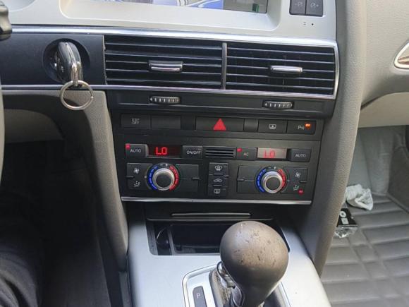 [佛山·粤X] 二手奥迪奥迪A6L2011款 2.0 TFSI 自动标准型