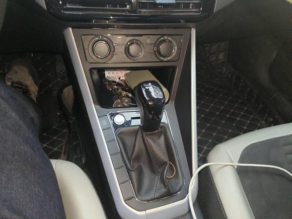 [杭州·浙A] 二手大众Polo2023款  Plus 1.5L 自动炫彩科技版