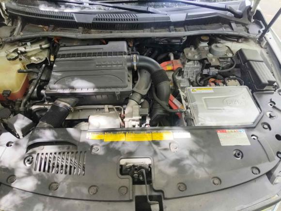 [深圳·粤B] 二手比亚迪秦新能源2017款 1.5T 尊贵型