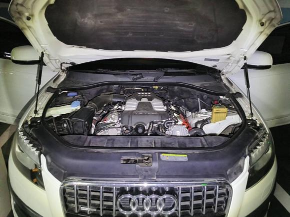 [成都·川G] 二手奥迪奥迪Q72012款 3.0 TFSI 舒适型(200kW)