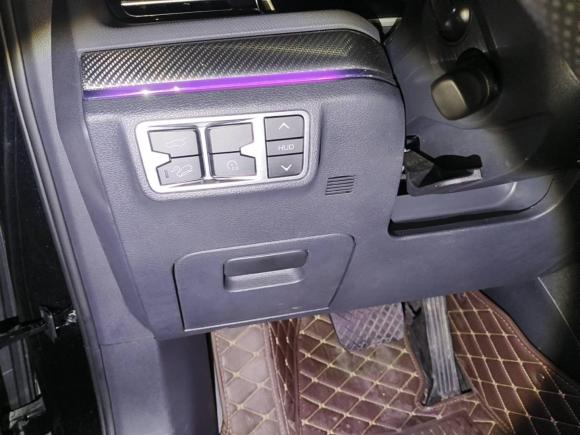 [武汉·鄂A] 二手红旗红旗HS52019款 2.0T 智联旗享版