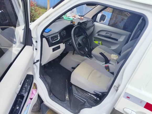 [上海·苏U] 二手金杯小海狮X302024款 1.5L 财富型厢货 2/5座 前置空调 