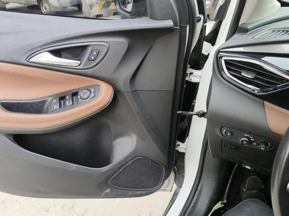 [上海·苏J] 二手别克昂科拉GX2020款 20T CVT两驱豪华型