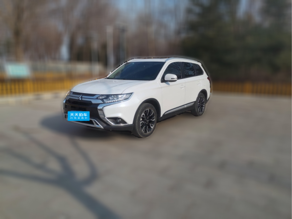 [济南·鲁A] 二手三菱欧蓝德2019款 2.0L 两驱畅享版 7座 国VI