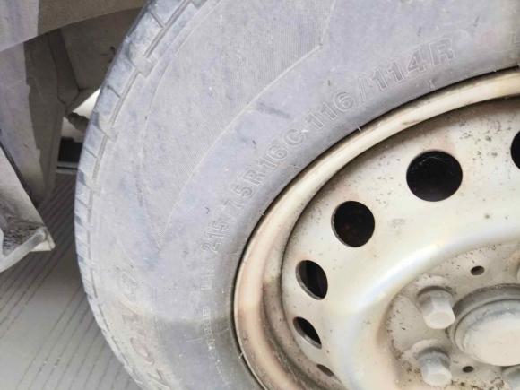 [宁波·浙B] 二手东风御风御风2021款 2.0T动力王前驱物流车长轴中顶6-9座国VI ZD20