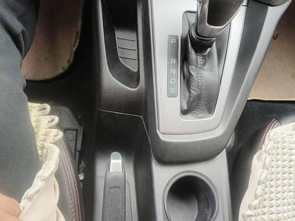 [杭州·浙A] 二手福特福克斯2012款 两厢 1.6L 自动舒适型