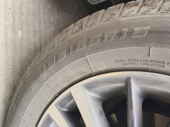 [成都·川A] 二手丰田雷凌2016款 双擎 1.8H GS E-CVT精英天窗版